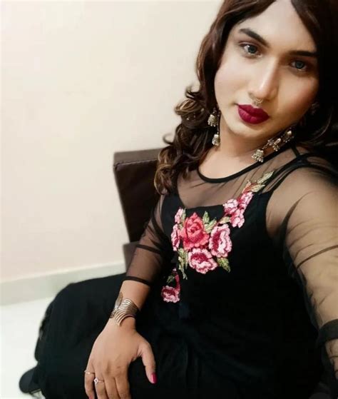 Indian Transgender Porn Pics & Real India Sex Photos